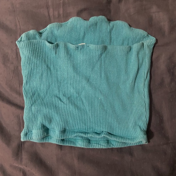 Cute top - Picture 2 of 2